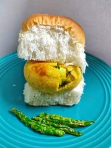Read more about the article Vada Pav
