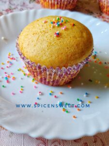 Read more about the article Mango Jam Cupcakes