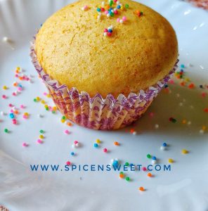 Mango Jam Cupcakes