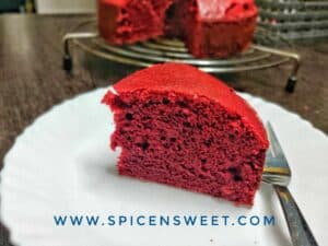 Read more about the article Eggless Red velvet cake using condensed milk