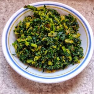 Read more about the article Mooli ka saag