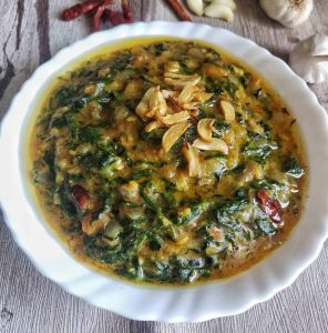 Lasuni Methi/ Garlic and Fenugreek leaves curry